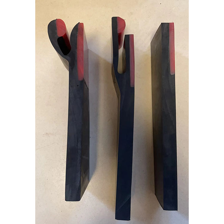 Anti overflow skirt board