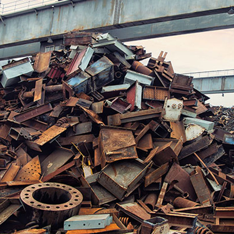 废铁回收