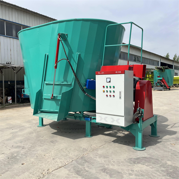 Vertical TMR Blender | Labor-saving Crushing and Mixing Machine | All-day Feed Crumbler and Blender