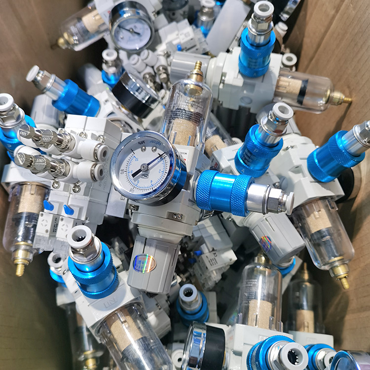 过滤器气阀组件