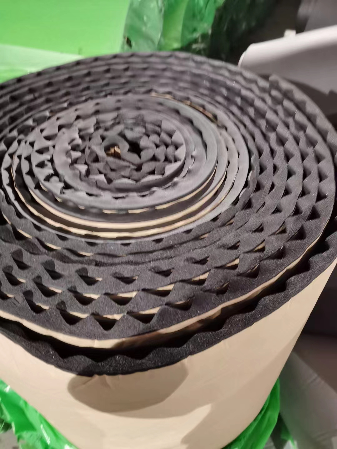 彩钢房阳光房用自粘型铝箔防水防火保温隔热棉