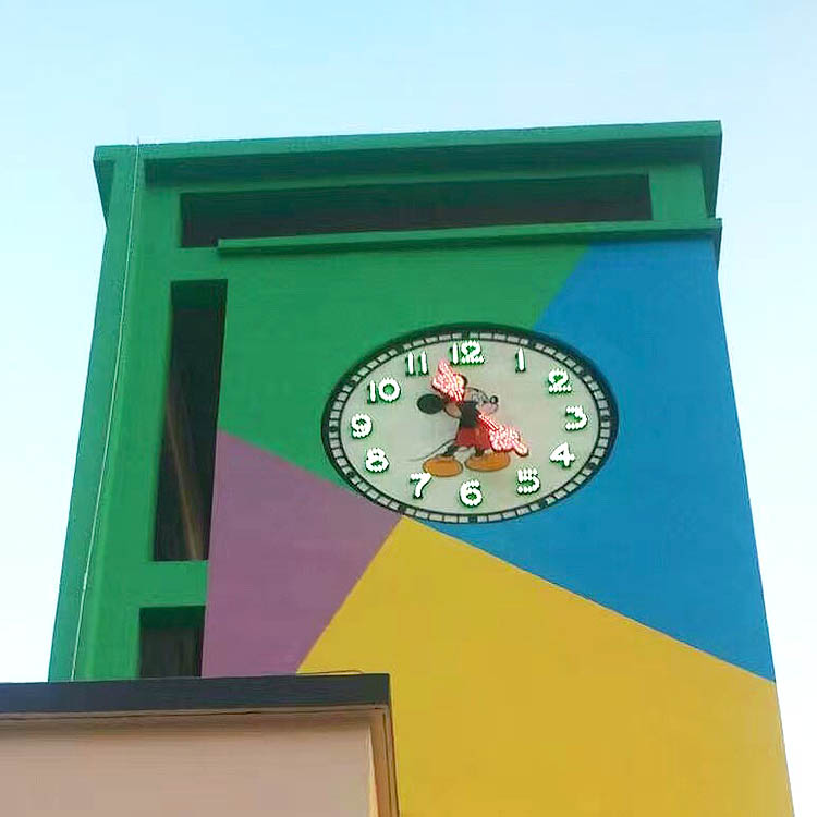 西宁城东幼儿园楼顶塔钟