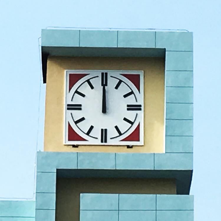 汝州外国语小学建筑塔钟