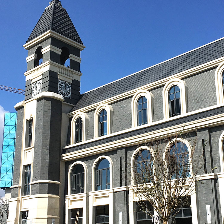 成都蓝光地产.江安城售楼处塔钟