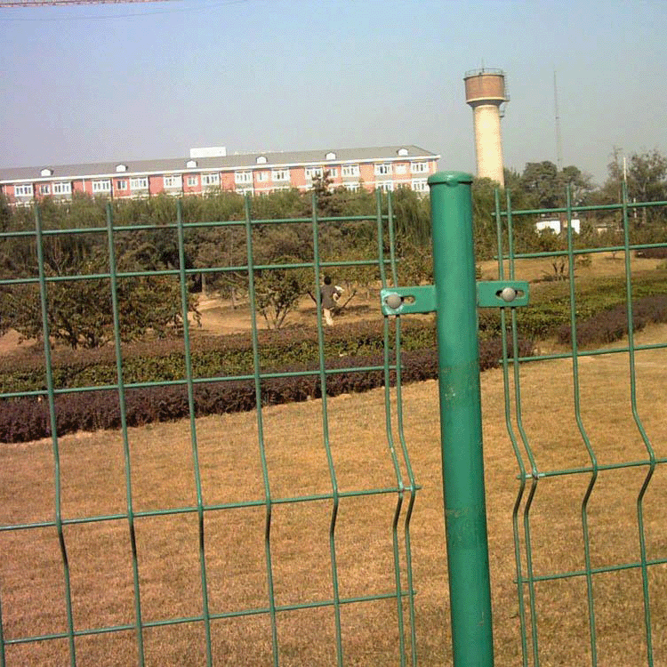 铁丝护栏围栏网