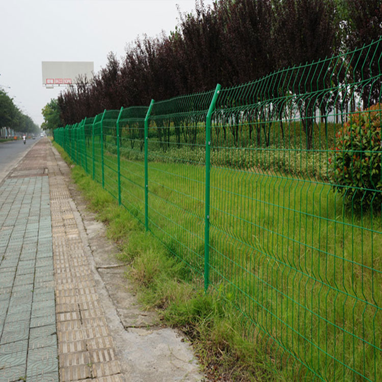 道路两旁防护网