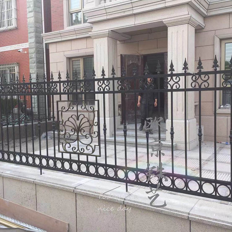 围墙铁艺栏杆