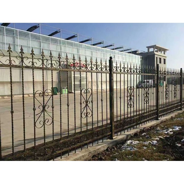 院子铁艺护栏 铁制围栏 拉伸屈服强 安全隔离 加工定做