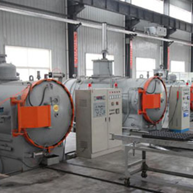 真空淬火炉