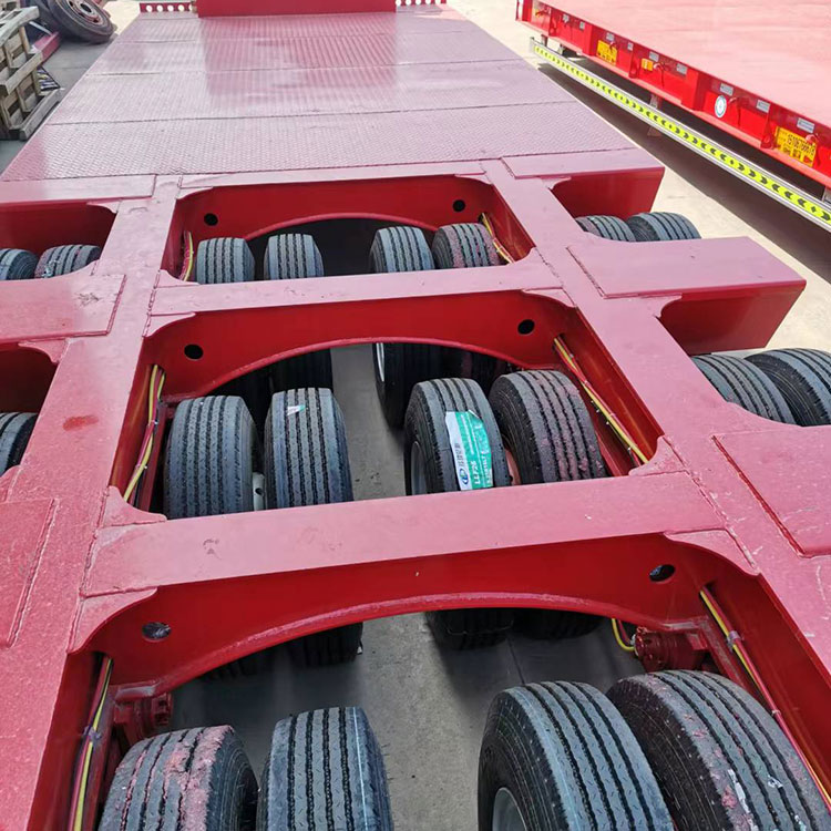 三线六轴低平板半挂车