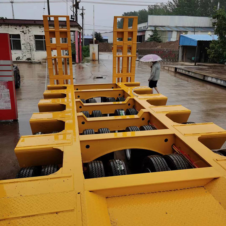 五线十轴低平板半挂车