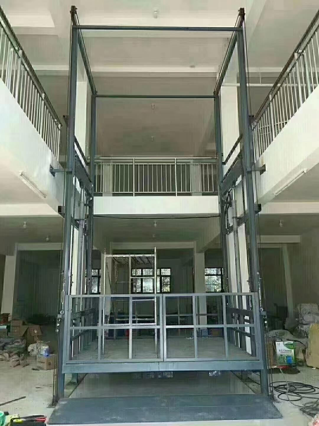 Hoist Elevator