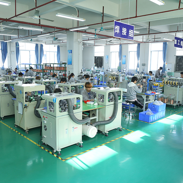 天孚电机指纹锁马达生产车间