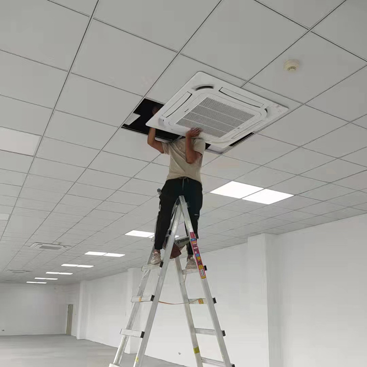 嵌入式商用空调