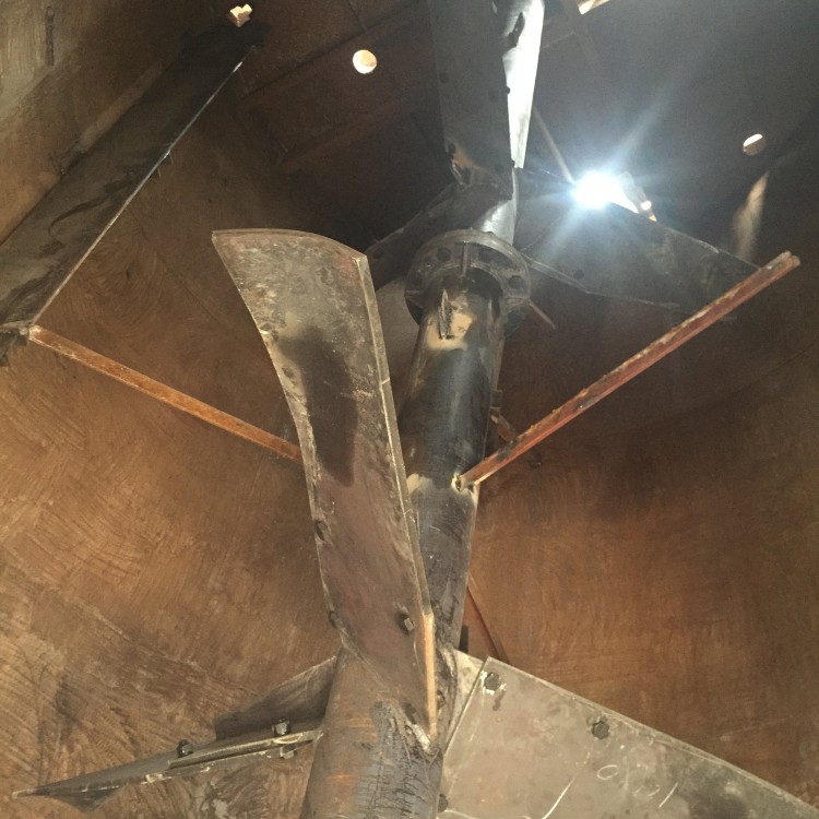 中铝微粉一期超高型搅拌装置