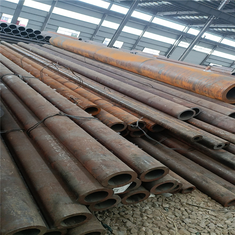 加工各种 聚氨酯发泡保温钢管 万吨库存