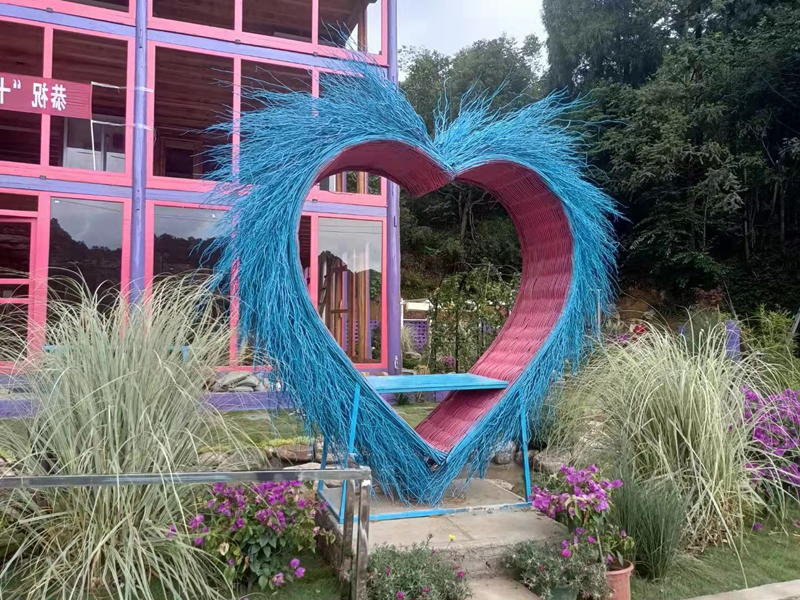 鸟巢造型 藤编打卡座椅