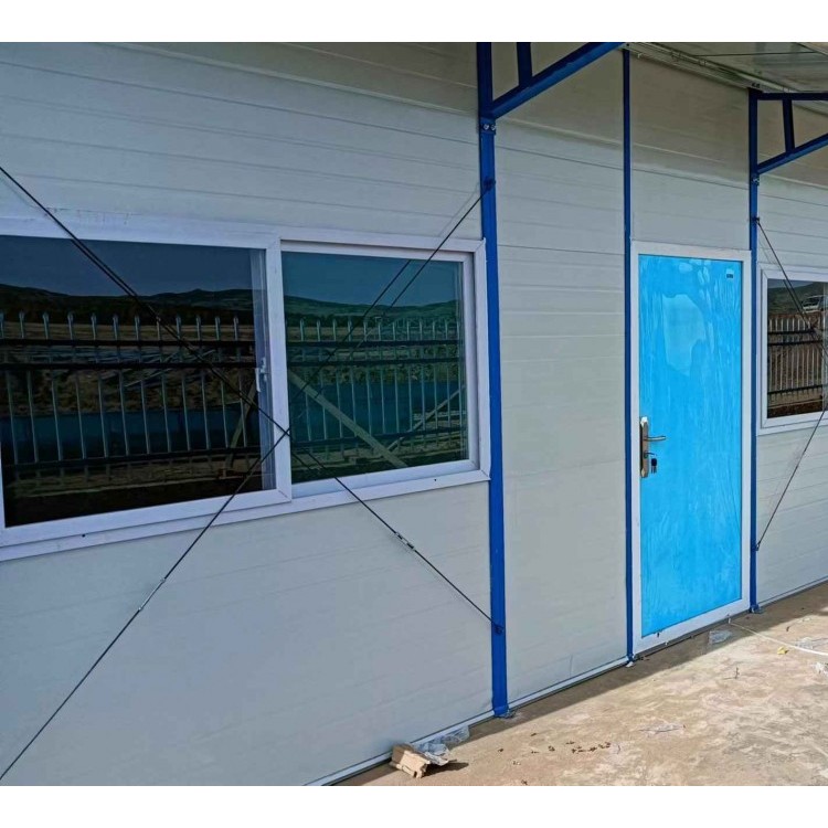 运河岩棉彩钢集装箱房安装工地临建宿舍