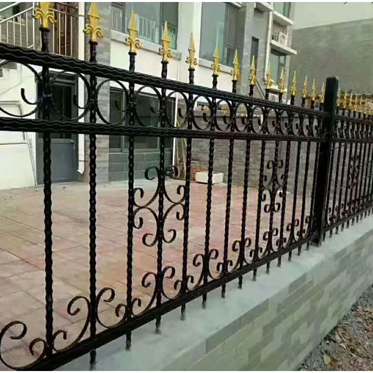 铁艺护栏