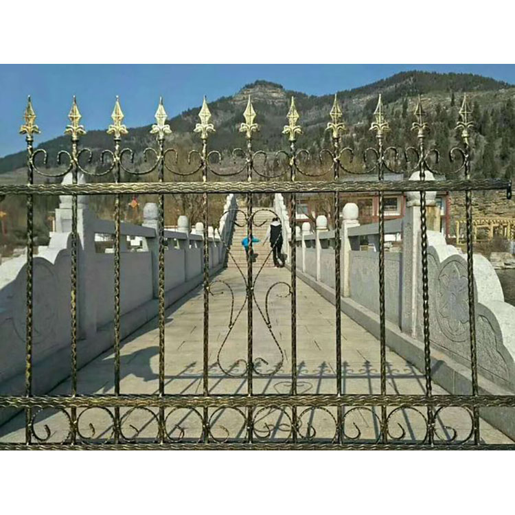 铁艺护栏 新颖美观