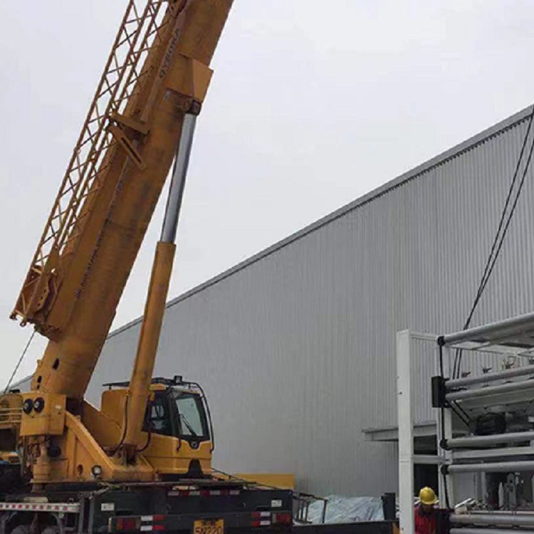Photovoltaic module equipment hoisting, unloading, and positioning