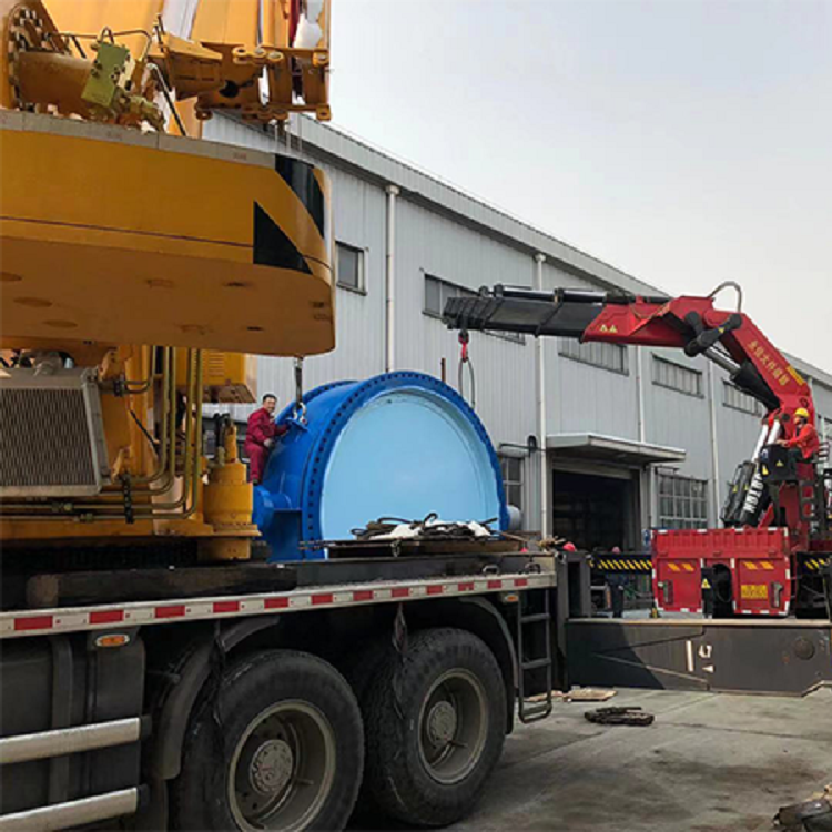 Large equipment hoisting