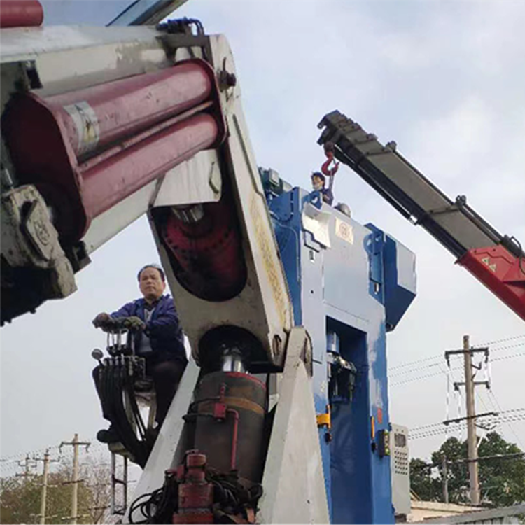 Large press machine equipment hoisting and transportation