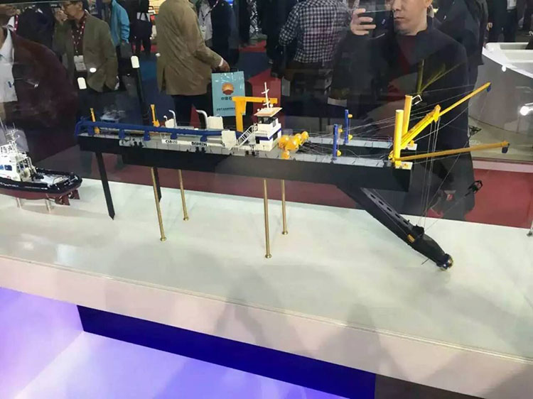 Lake dredging barge with stable performance, multiple models available