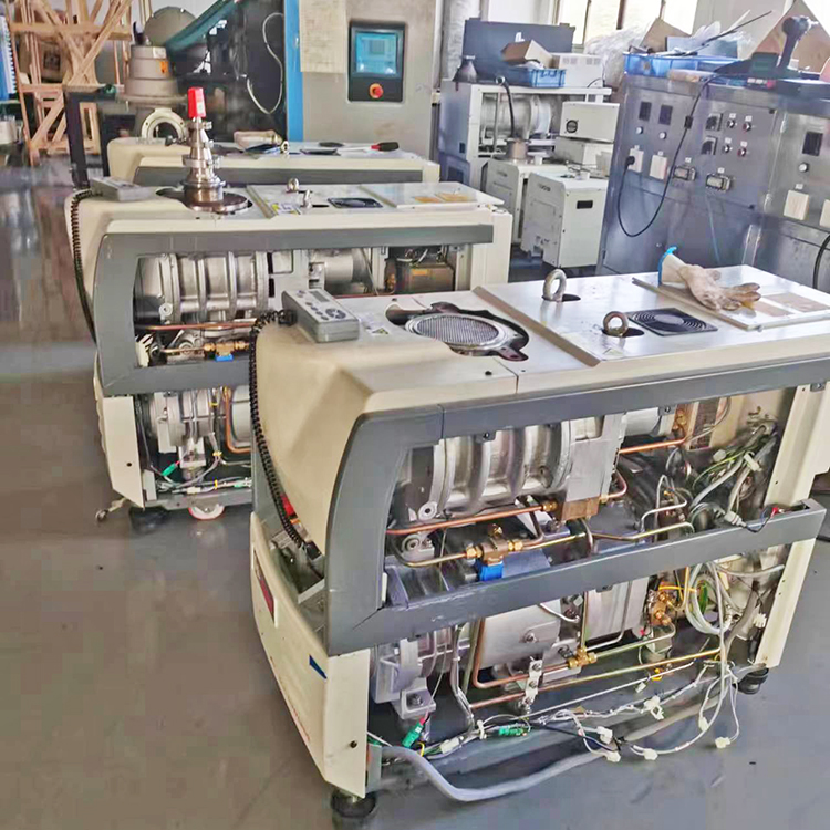 维修干式真空泵