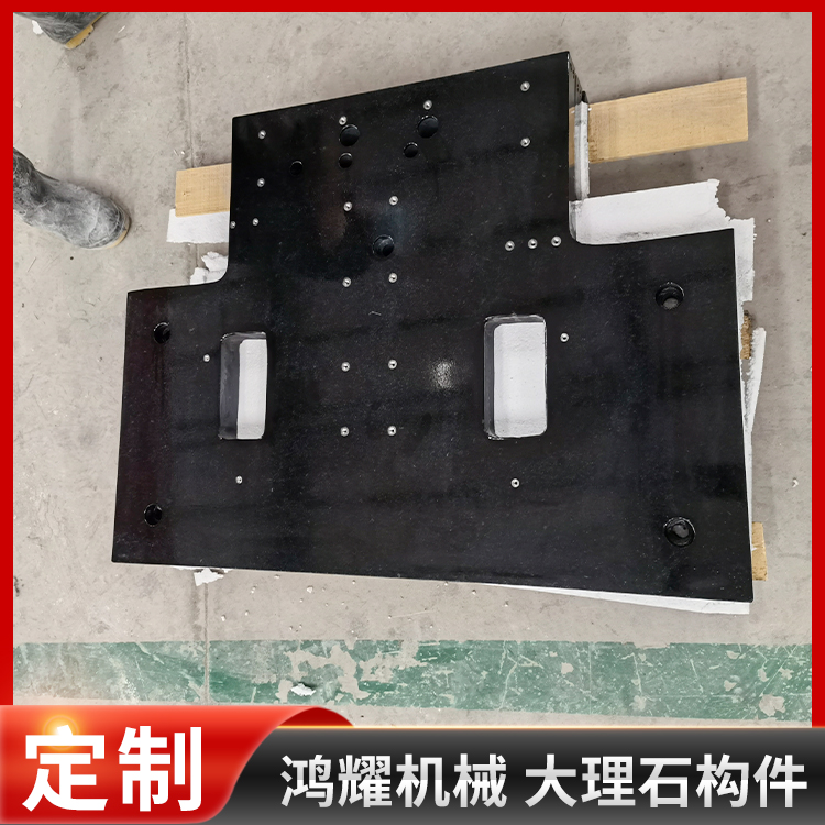 鸿耀生产大理石构件