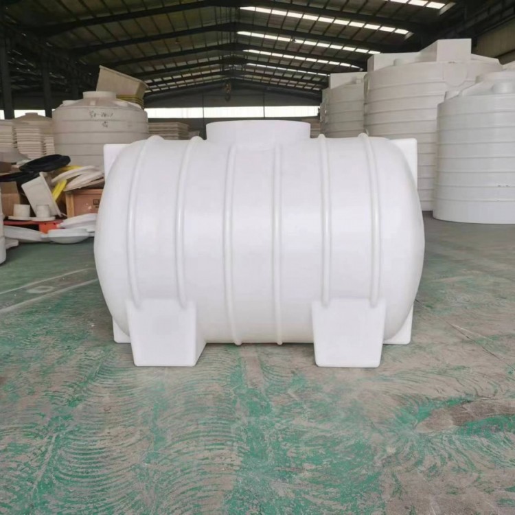 卧式1-20吨储罐耐酸碱车载化工桶3立方带底座塑料水塔水桶