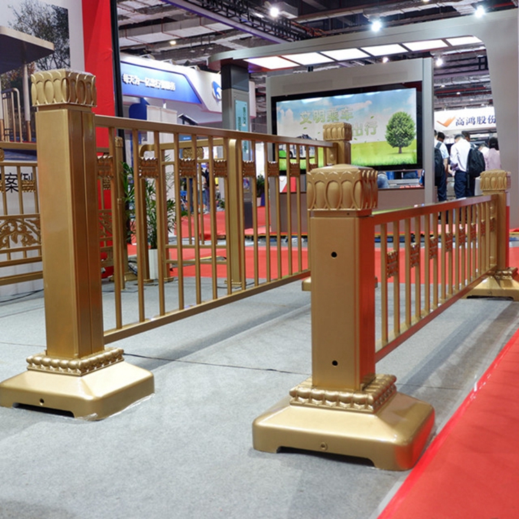 生产定制莲花造型护栏 北京同款古铜色护栏