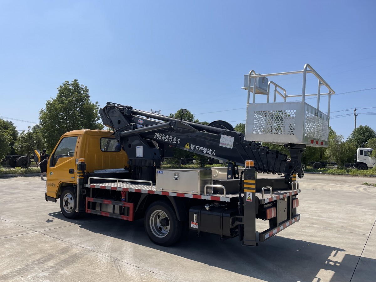 蓝牌高空作业车厂家