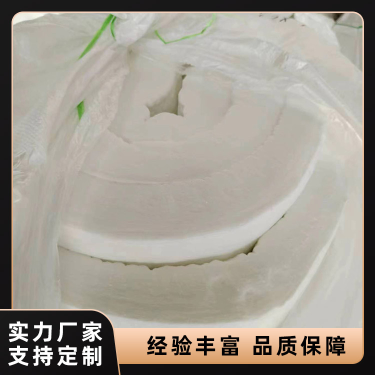 Alumina-silicate needled blanket