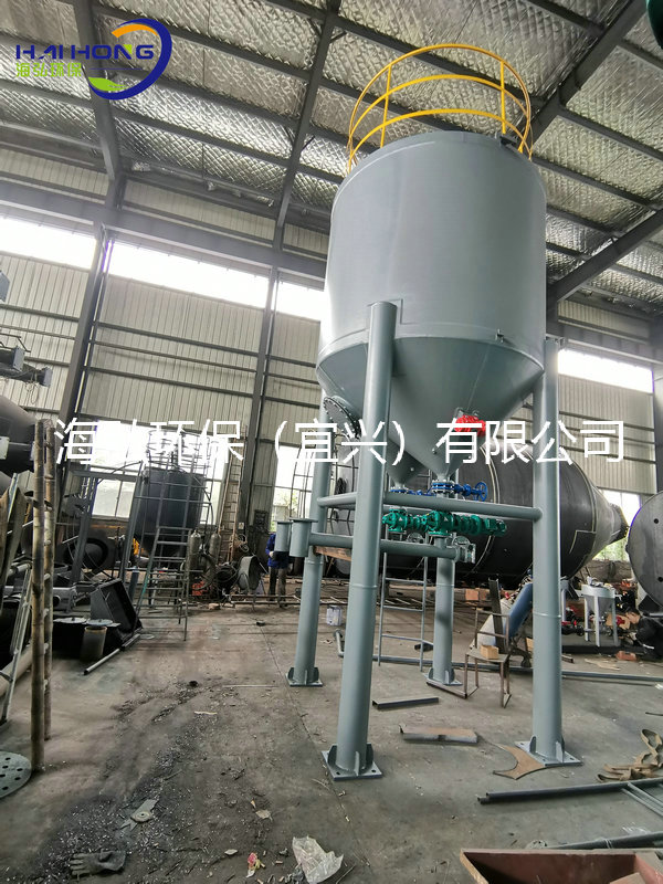 Activated carbon silo