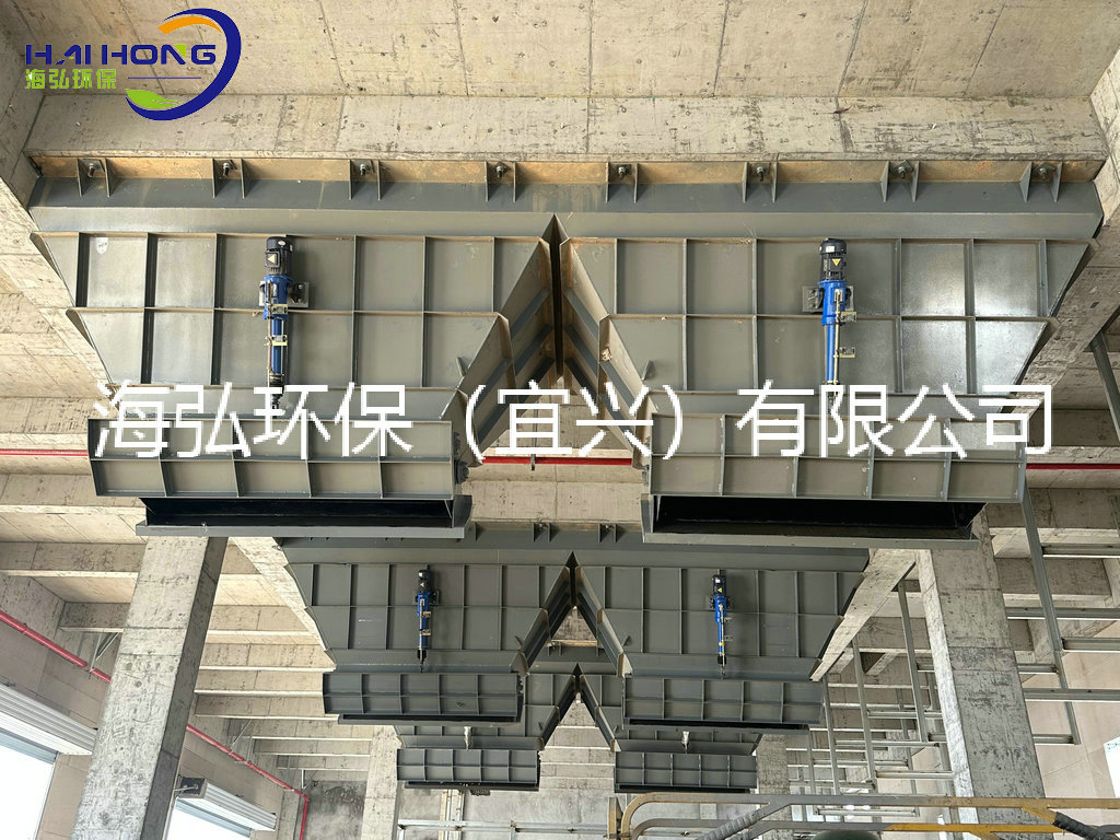 Electric sludge hopper