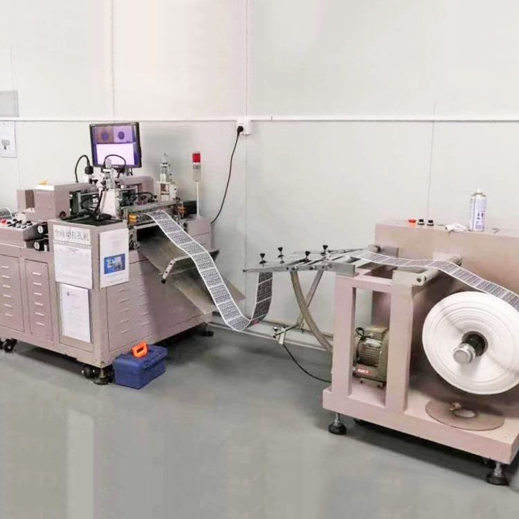 卷对卷全自动打孔机