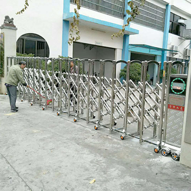 东莞黄江镇电动伸缩门案例