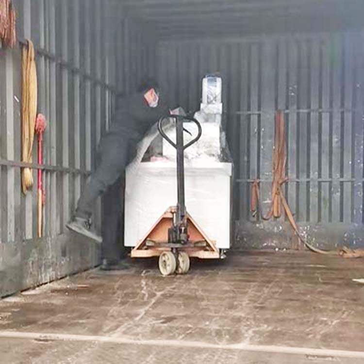 精密轮廓仪交付