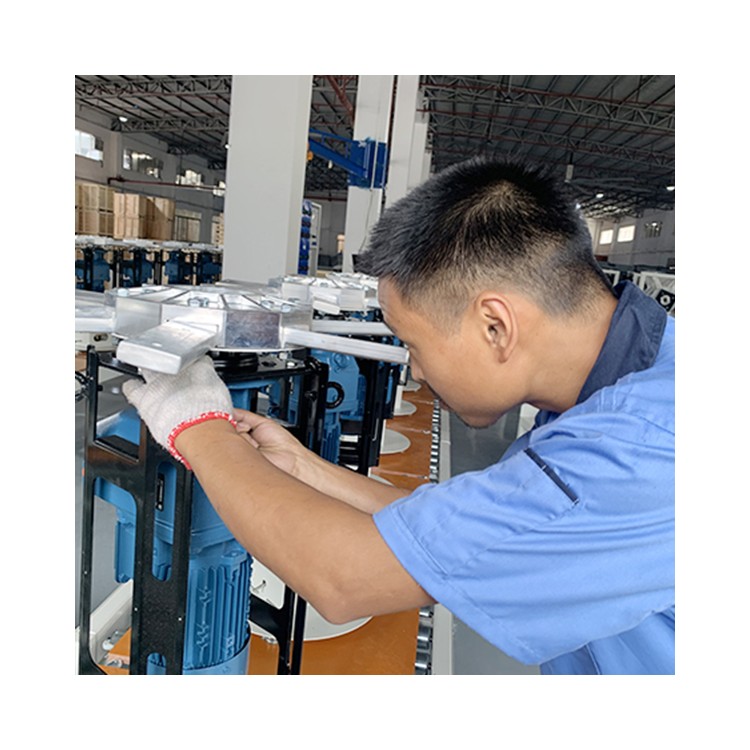 安装电机减速机