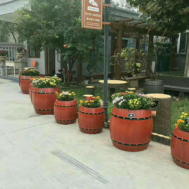 Concrete faux-wood flower box