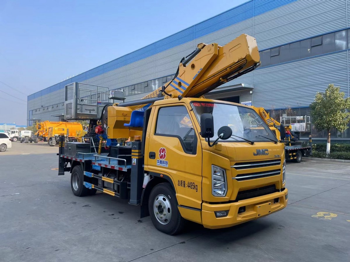 程力江铃宽体28米 六节伸缩大臂