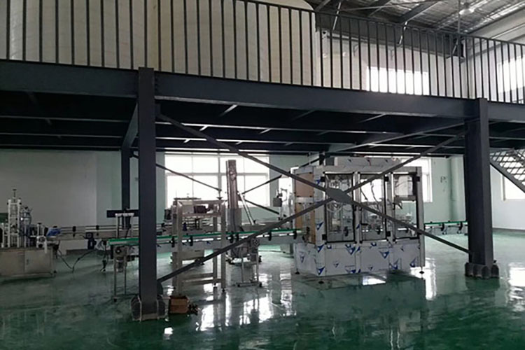 Liquid Fertilizer Filling Machine - Stable Performance