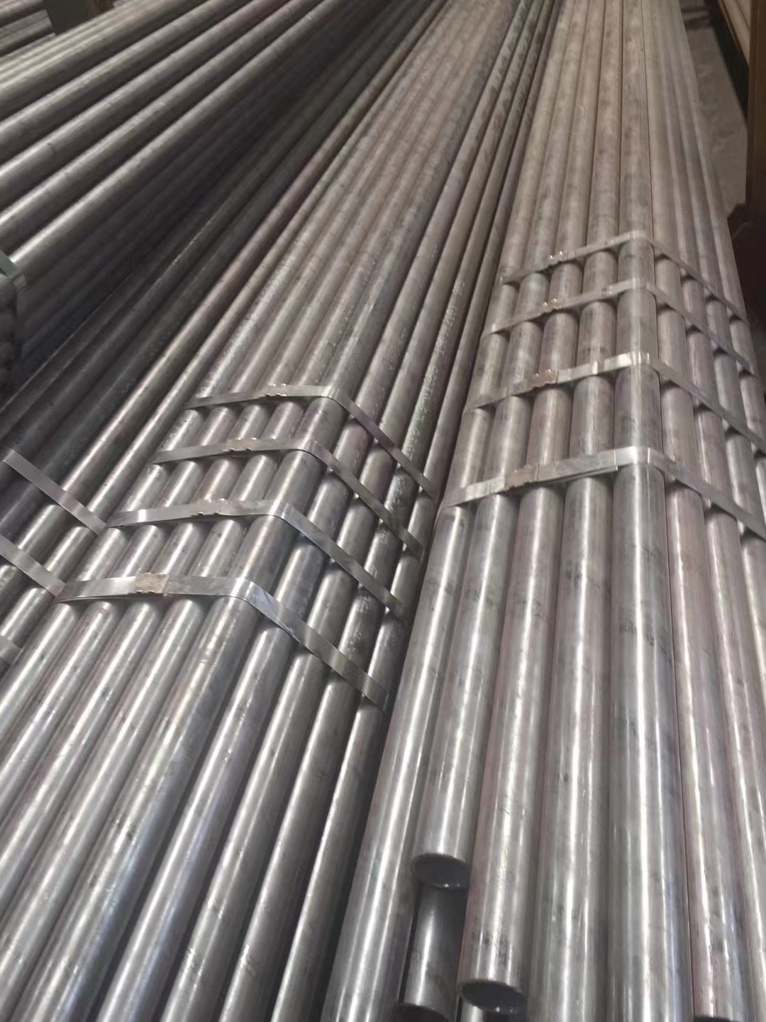 108*12的20#无缝钢管薄壁无缝钢管