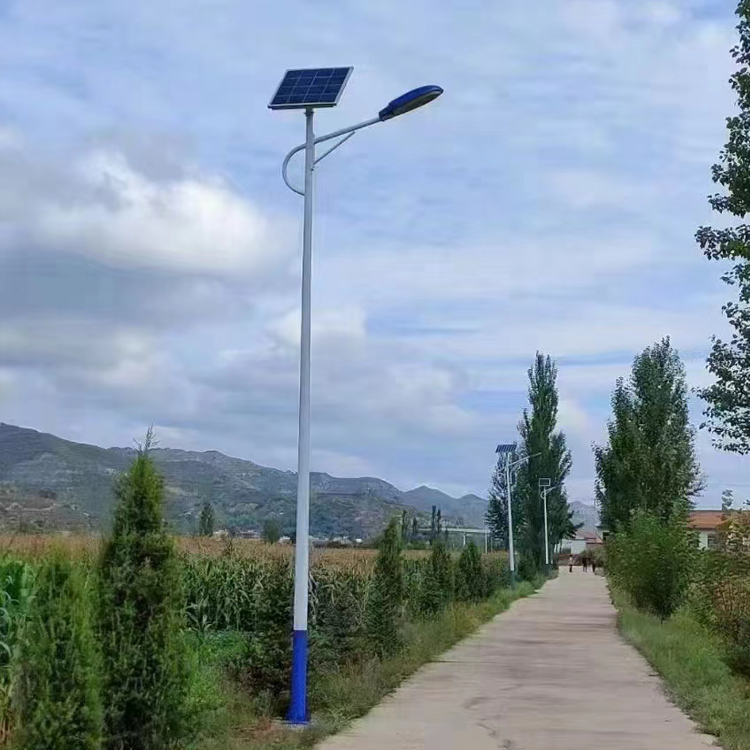 农村LED太阳能路灯