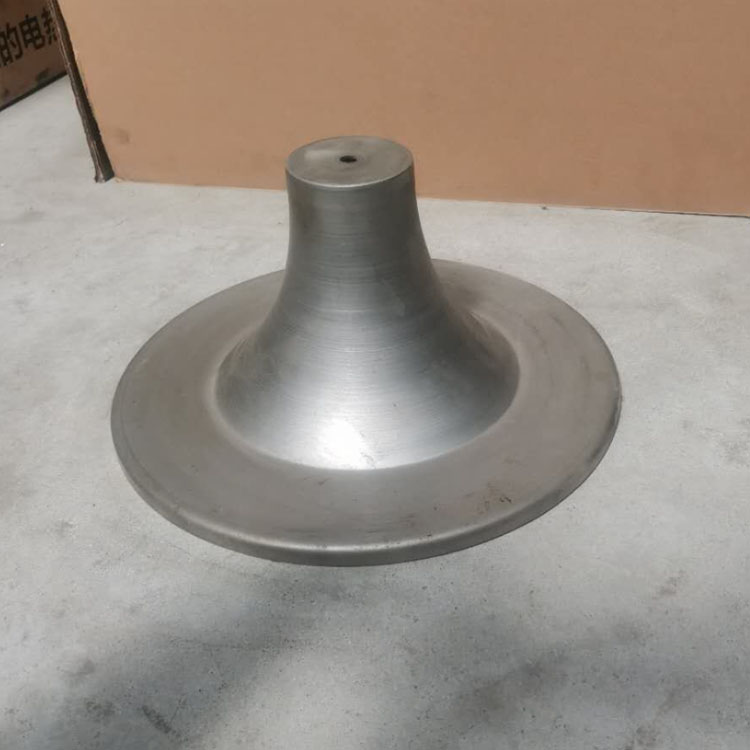 不锈钢喇叭旋压