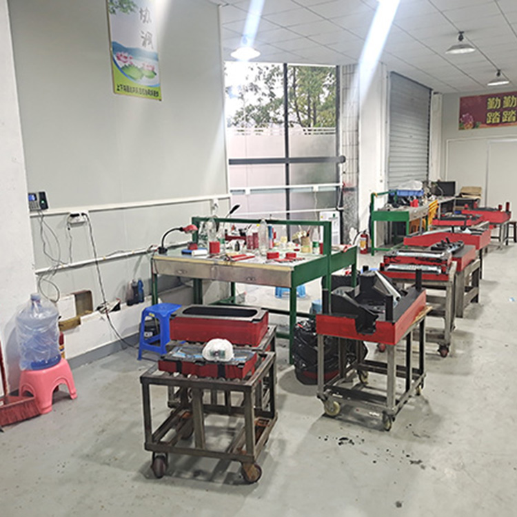 立体纹厂家生产车间