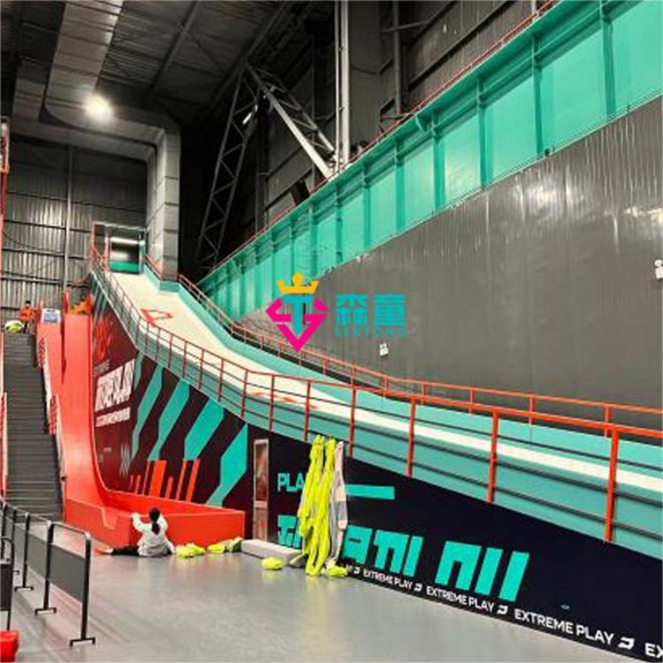 上海宝山区长江西路855号宝地博绣荟文体园极限PLAY