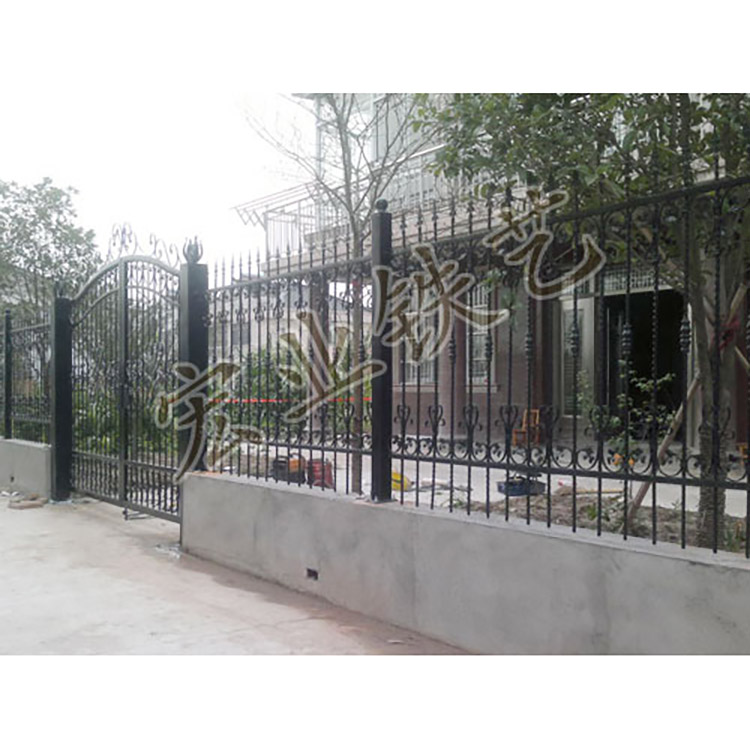 围墙栏杆
