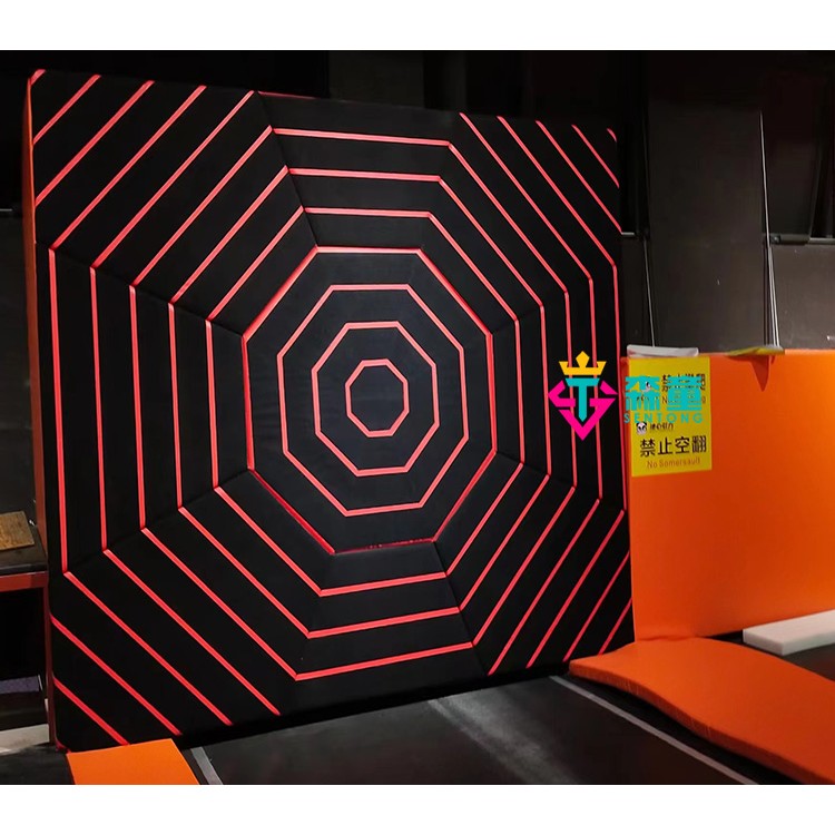 青岛大云谷地心引力减压娱乐综合馆